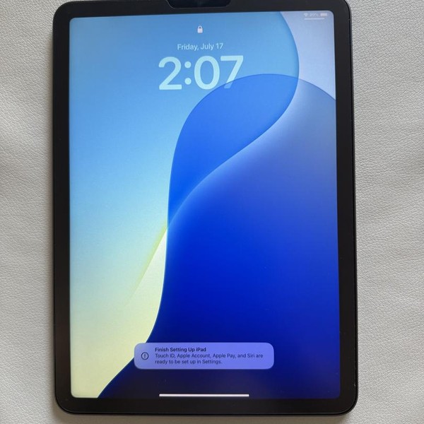 Apple iPad Air (5th Gen) - Wi-Fi, 256 GB, Gray, A2588