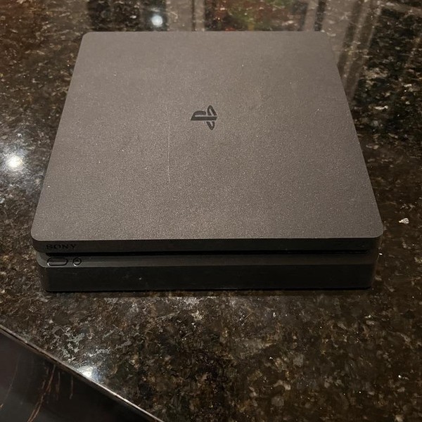 PlayStation 4 Slim - Black, 1 TB