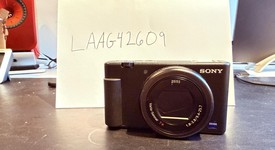 Good
													Sony ZV-1, photo 1 of 6