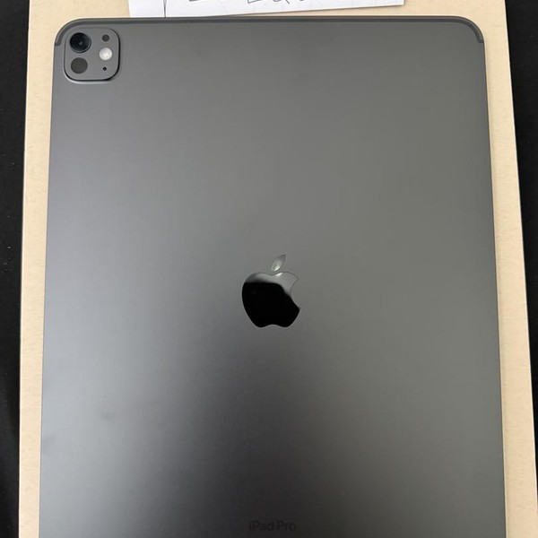 Apple iPad Pro 13 inch (M4) 2024 - Wi-Fi, 256 GB, Black, 8 GB, A2925, Standard Glass