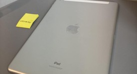 Good
													Apple iPad 9th Gen - Unlocked, Silver, 64 GB, A2603, photo 4 of 5