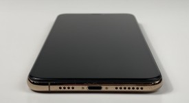 Fair
													Apple iPhone Xs Max - Unlocked, Gold, 256 GB, A1921, photo 5 of 7