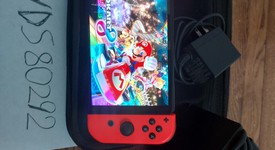 Good
													Nintendo Switch - OLED - Red & Blue, 64 GB, photo 4 of 12
