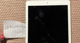 Good
													Apple iPad Air 2 - Unlocked, Silver, 16 GB, photo 6 of 6