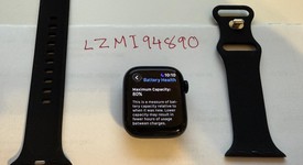 Good
													Apple Watch Series 7 41mm - Midnight, A2473 - GPS, Aluminum, photo 1 of 13