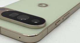 Mint
													Google Pixel 10 Pro XL - Unlocked, Jade, 256 GB, GUL82, photo 4 of 5