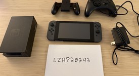 Good
													Nintendo Switch - Grey, 32 GB, photo 1 of 4