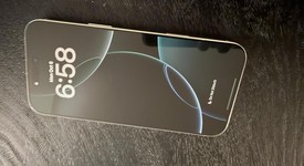 Good
													Apple iPhone 16 Pro Max - Unlocked, White, 256 GB, A3084, photo 3 of 5