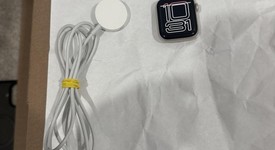 Fair
													Apple Watch SE 2nd Gen 40mm - Unlocked, Silver, A2726 - Cellular, Aluminum, photo 5 of 8