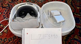 Mint
													Apple Vision Pro - 256 GB, photo 1 of 11