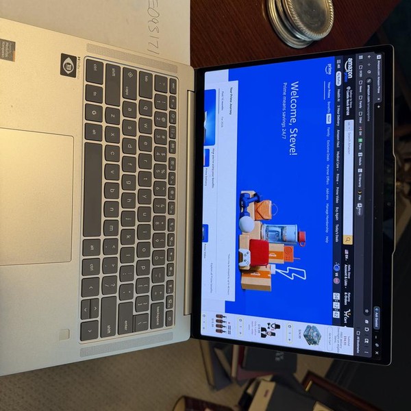 Lenovo Chromebook Plus 14 inch - 256 GB, 16 GB, MediaTek