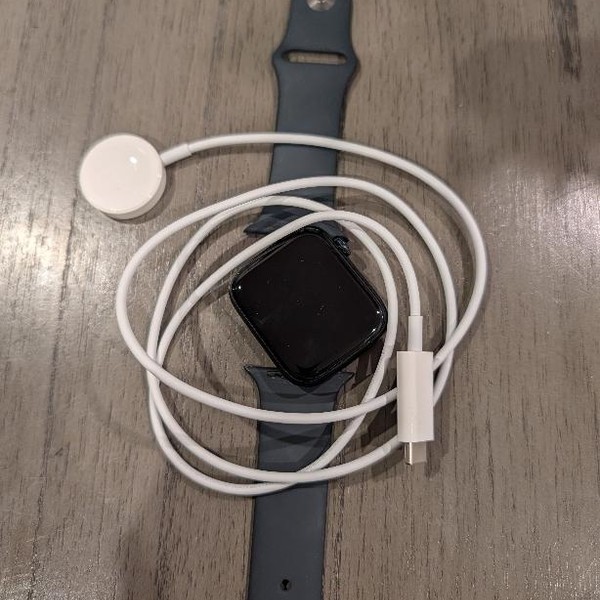 Apple Watch SE 2nd Gen 44mm - Unlocked, Midnight, A2727 - Cellular, Aluminum