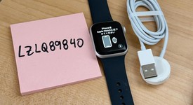 Good
													Apple Watch SE 1st Gen 40mm - Silver, A2351 - GPS, Aluminum, photo 3 of 8