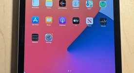 Good
													Apple iPad 6th Gen - Wi-Fi, Gray, 32 GB, A1893, photo 1 of 4