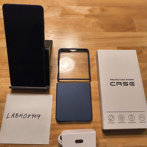 Samsung Galaxy Z Flip7 - Unlocked, 256 GB, Blue Shadow, 12 GB, SM-F766U1