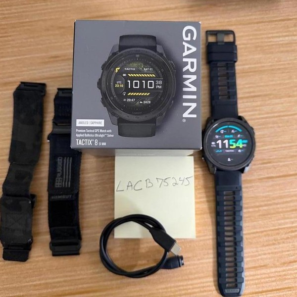 Garmin Tactix 8 - Black, AMOLED