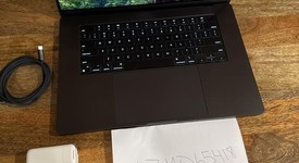 Mint
													MacBook Pro Late 2023 (M3) - 16" - Apple M3 Pro 12-core, Black, 512 GB, 18 GB, 18-core GPU, photo 5 of 20