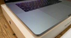 Mint
													MacBook Pro 2017 (With Touch Bar) - 15" - I7, Gray, 256 GB, 16 GB, photo 1 of 11