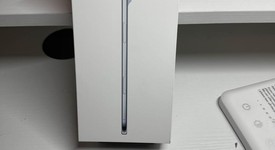 New
													Apple iPhone Air - Verizon, Sky Blue, 256 GB, A3260, photo 2 of 2