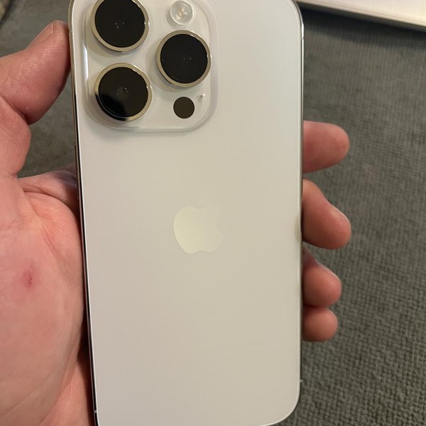 Apple iPhone 14 Pro - Unlocked, 128 GB, Silver, A2650