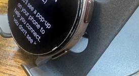 Fair
													Samsung Galaxy Watch4 - Unlocked, Gold, 40mm, photo 2 of 7