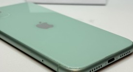 Good
													Apple iPhone 11 - Unlocked, Green, 64 GB, A2111, photo 2 of 7