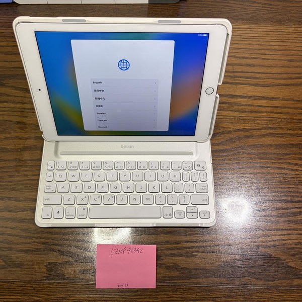 Apple iPad Pro 9.7 inch - Wi-Fi, 128 GB, Silver, A1673