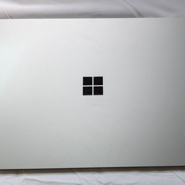 Microsoft Surface Laptop 4 - 256 GB, Platinum, 8 GB, Intel Core i5, 13.5 inch