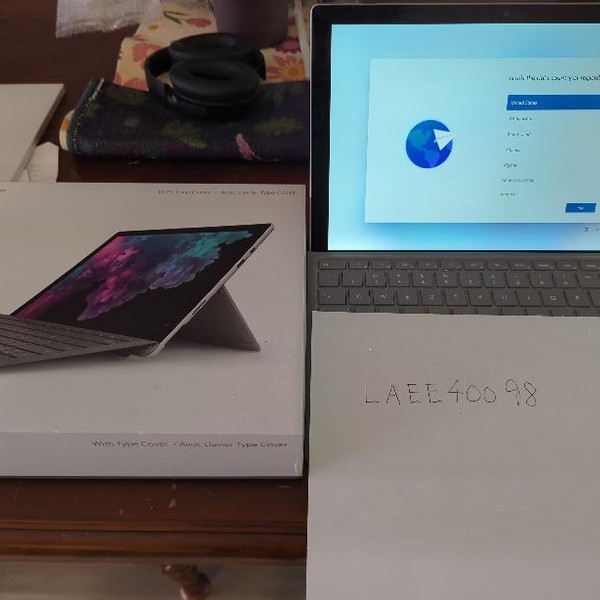 Microsoft Surface Pro 6 - Wi-Fi, 128 GB, Silver, 8 GB