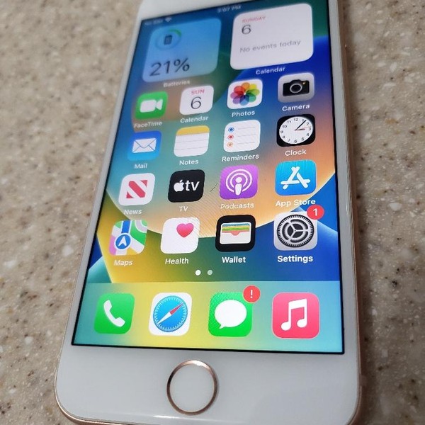 Apple iPhone 8 - Unlocked, 256 GB, Gold, A1863