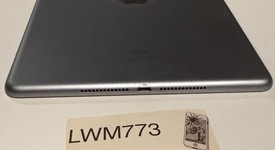 Good
													Apple iPad 6th Gen - Unlocked, Gray, 32 GB, A1954, photo 4 of 7