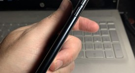 Good
													Apple iPhone SE 3rd Gen 2022 - Unlocked, Midnight, 64 GB, A2595, photo 4 of 6