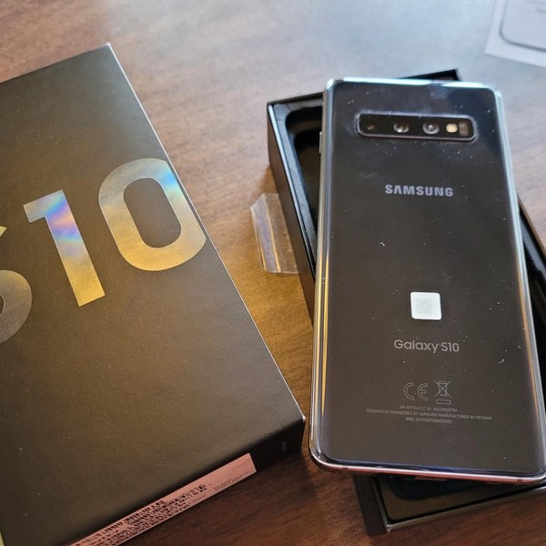 Samsung Galaxy S10 - Verizon, 128 GB, Black, 8 GB, SM-G973U