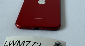 Fair
													Apple iPhone SE 2nd Gen 2020 - Cricket, Red, 64 GB, A2275, photo 5 of 8