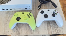 Mint
													Xbox Series S (2020) - White, 512 GB, photo 3 of 6