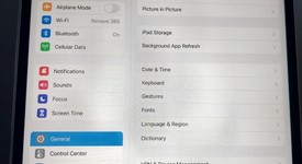 Good
													Apple iPad Air 3rd Gen - Unlocked, Gray, 256 GB, photo 5 of 6