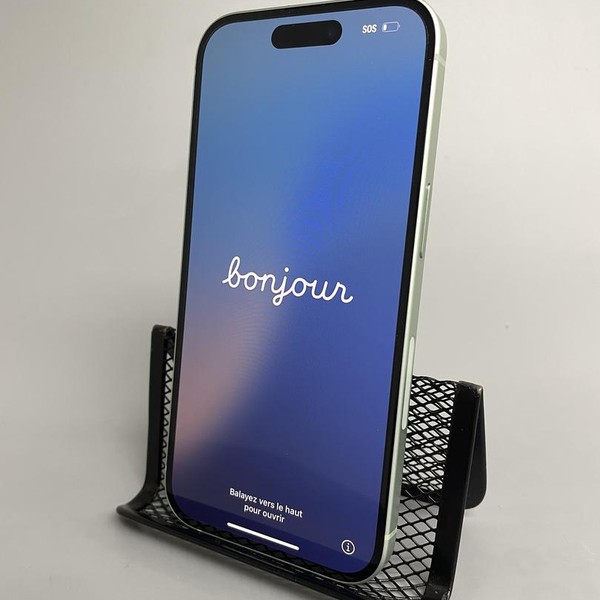 Apple iPhone 15 - AT&T, 128 GB, Green, A2846