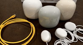 Mint
													Google Nest Wifi Pro 6e Mesh Router - Multicolor, 3-Pack, photo 3 of 4