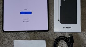 Good
													Samsung Galaxy Z Fold4 5G - Unlocked, Black, 256 GB, 12 GB, SM-F936U1, photo 2 of 14