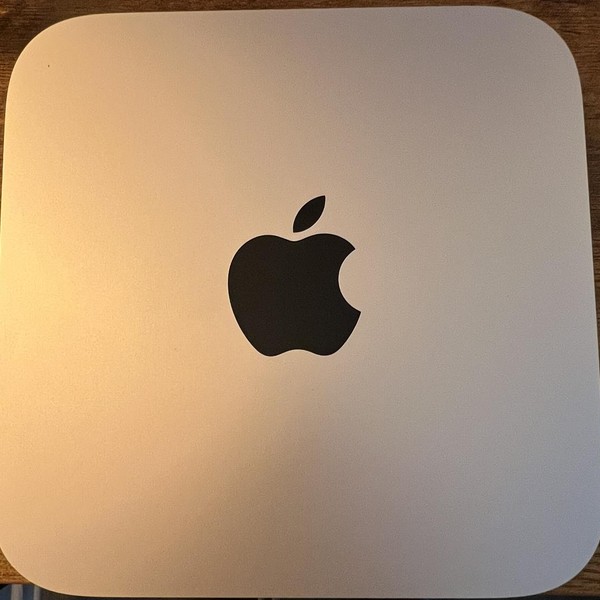 Mac mini 2023 - 256 GB, 8 GB, Apple M2, 1 Gigabit Ethernet