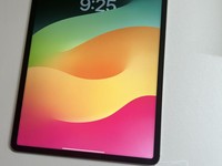 Apple iPad Pro 12.9" 6th Gen 2022