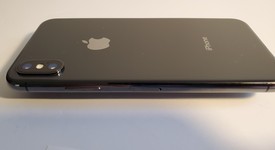 Good
													Apple iPhone X - Unlocked, Gray, 64 GB, A1901, GSM, photo 4 of 8