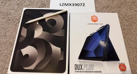 Mint
													Apple iPad Air 5th Gen - Wi-Fi, Starlight, 256 GB, A2588, photo 1 of 10