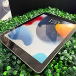 Good Apple iPad 6th Gen - Wi-Fi, 32 GB, Gray, A1893