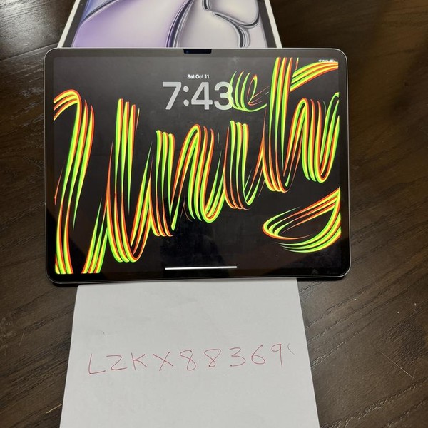 Apple iPad Air 13 inch (M2) 2024 - Unlocked, 512 GB, Gray, A2899