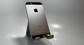 Good
													Apple iPhone SE 1st Gen 2016 - Unlocked, Grey, 16 GB, A1662, photo 2 of 7