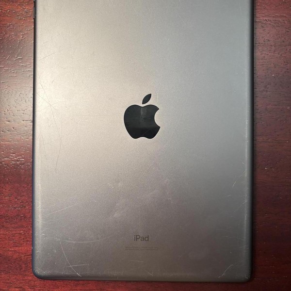 Apple iPad 7th Gen - Unlocked, 128 GB, Gray, A2200