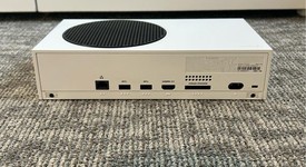 Good
													Xbox Series S (2020) - White, 512 GB, photo 4 of 8