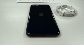 Mint
													Apple iPhone SE 3rd Gen 2022 - Unlocked, Midnight, 64 GB, A2595, photo 3 of 7