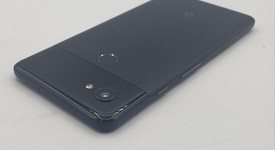 Mint
													Google Pixel 2 XL - Unlocked, Black, 64 GB, Google Edition, photo 3 of 5